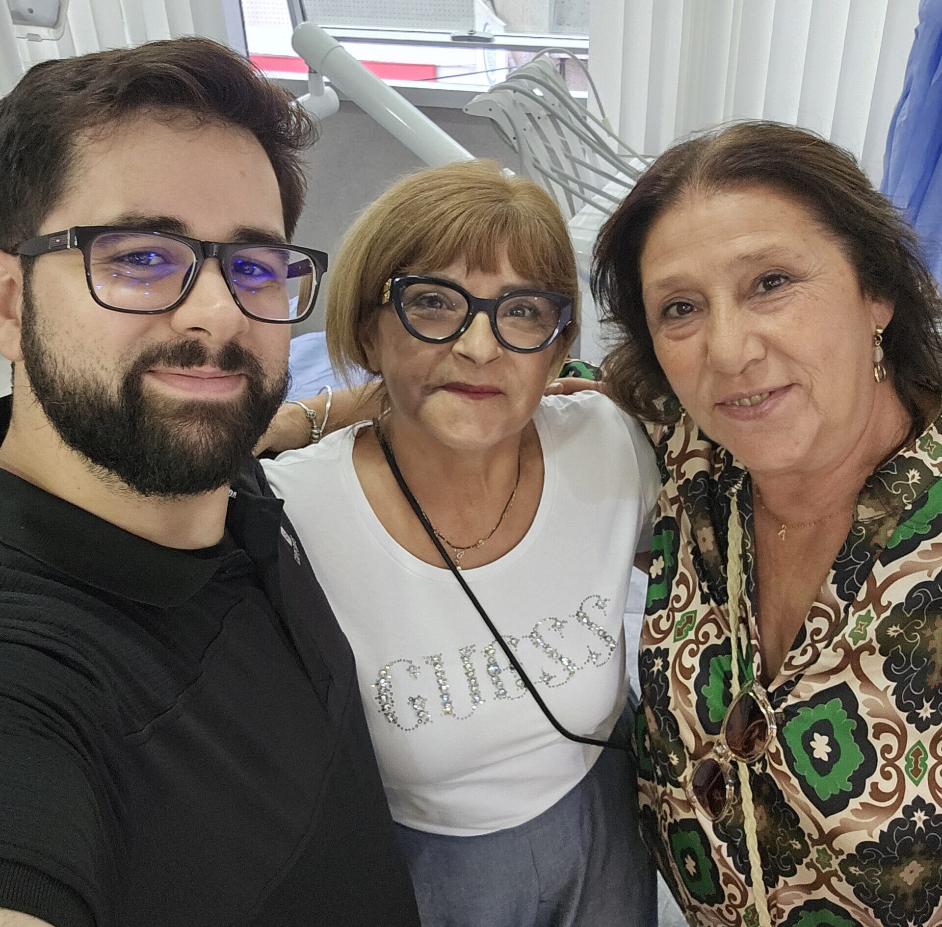 Picture of a happy patient after surgery - MJB Care