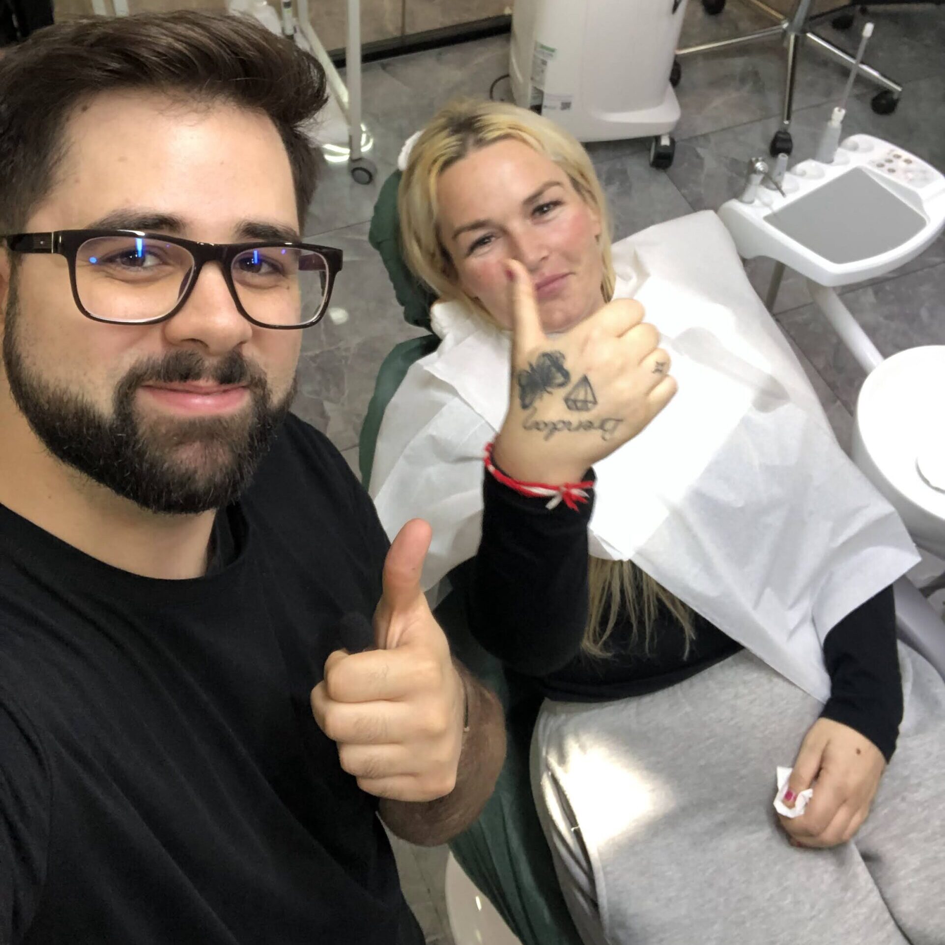 Picture of a happy patient after surgery - MJB Care